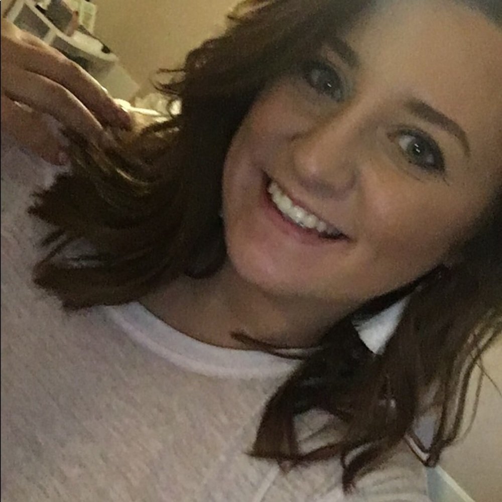 Meet your Posher, Deanna